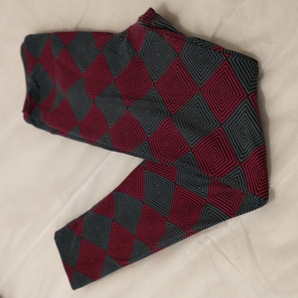 LuLaRoe Pants - LuLaRoe OS Leggings!
